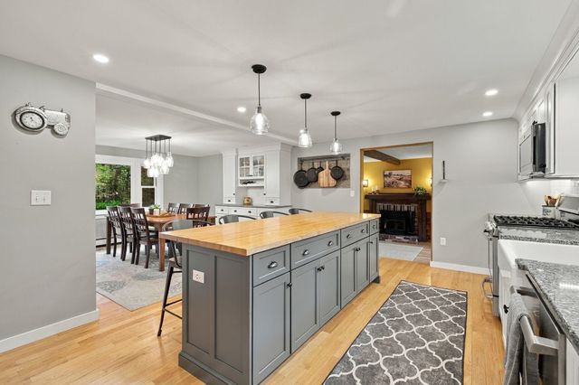 6 North Woods Road, Dunbarton, NH 03046
