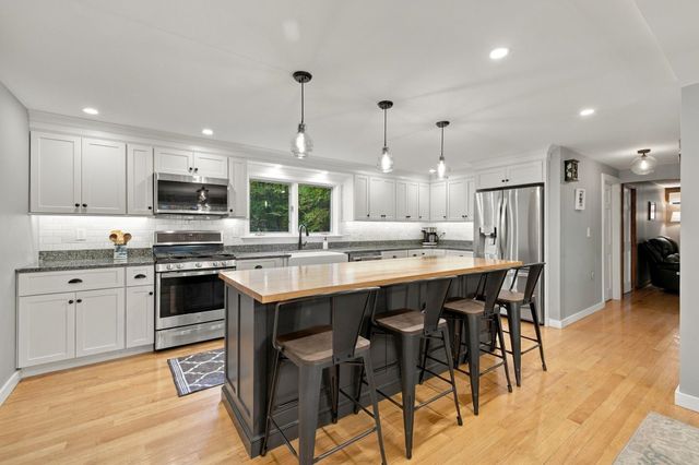 6 North Woods Road, Dunbarton, NH 03046