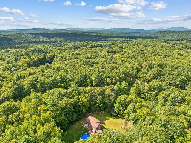6 North Woods Road, Dunbarton, NH 03046
