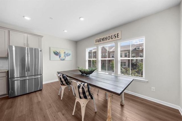 324 Commons Avenue, Woodstock, GA 30188