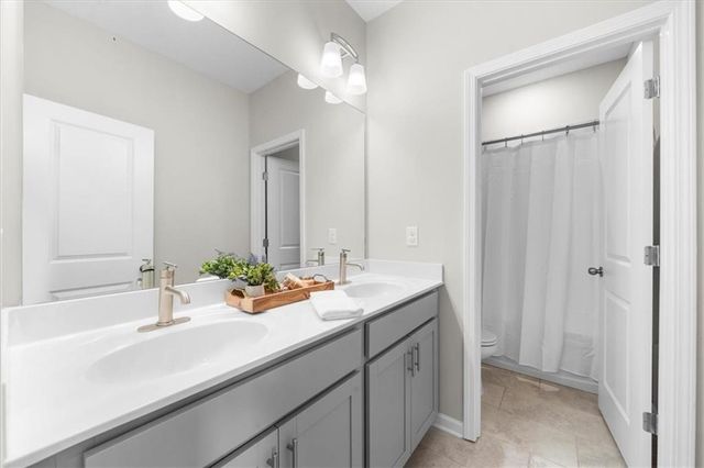 324 Commons Avenue, Woodstock, GA 30188