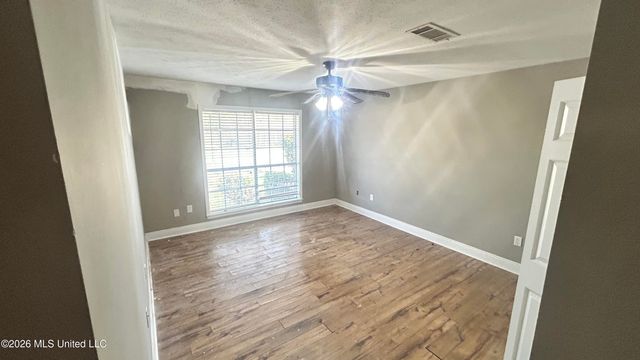 1628 Fairwood Drive, Jackson, MS 39213