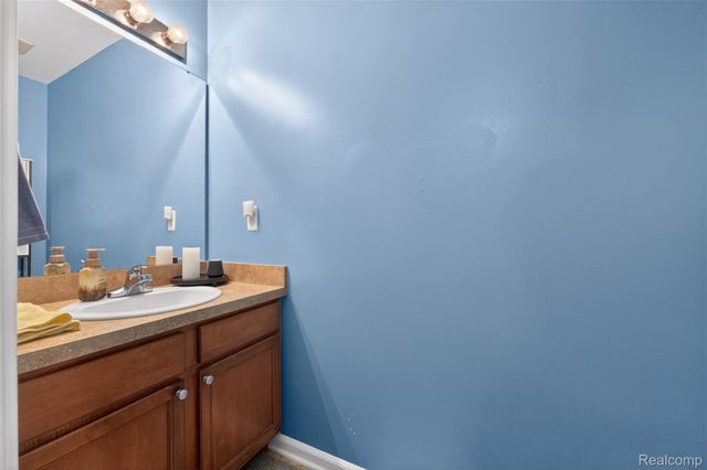 24 Millstone Drive, Waterford Charter Township, MI 48328