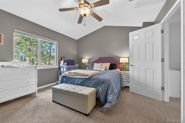 24 Millstone Drive, Waterford Charter Township, MI 48328