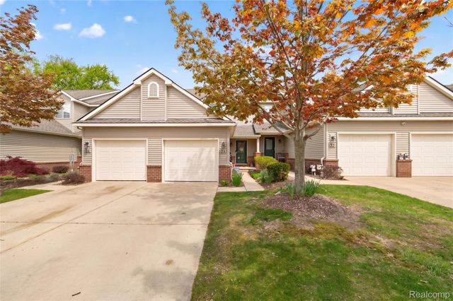 24 Millstone Drive, Waterford Charter Township, MI 48328