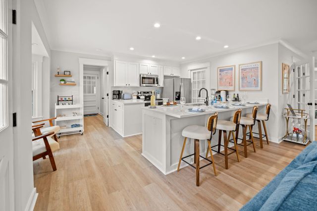 1527 S Pinebark Lane, Charleston, SC 29407