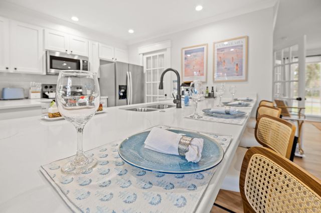 1527 S Pinebark Lane, Charleston, SC 29407