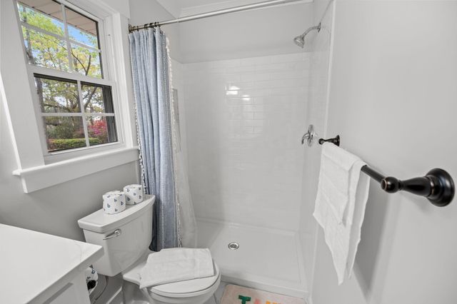 1527 S Pinebark Lane, Charleston, SC 29407