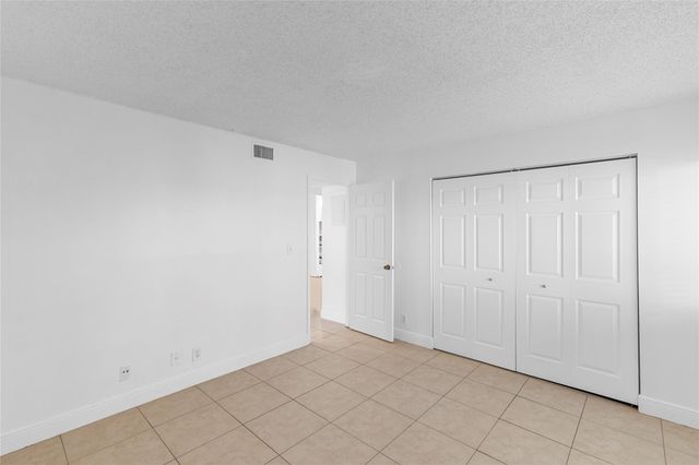2661 Riverside Drive 2, Coral Springs, FL 33065