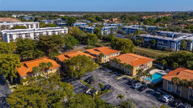 2661 Riverside Drive 2, Coral Springs, FL 33065