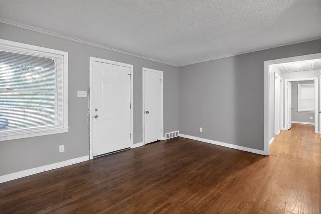 1886 CORNING AVE, Memphis, TN 38127