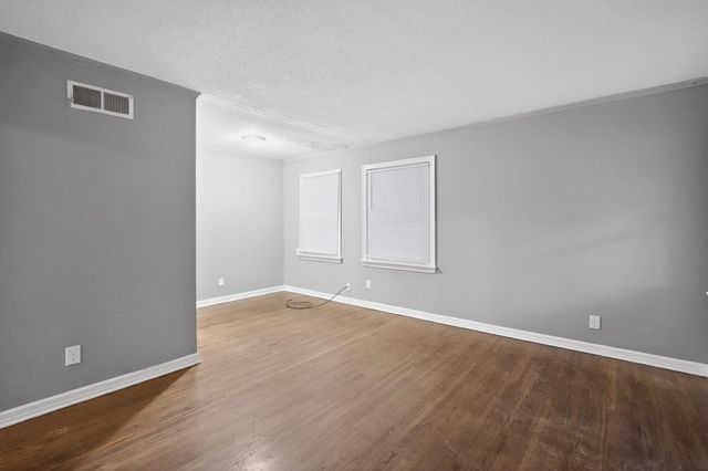 1886 CORNING AVE, Memphis, TN 38127