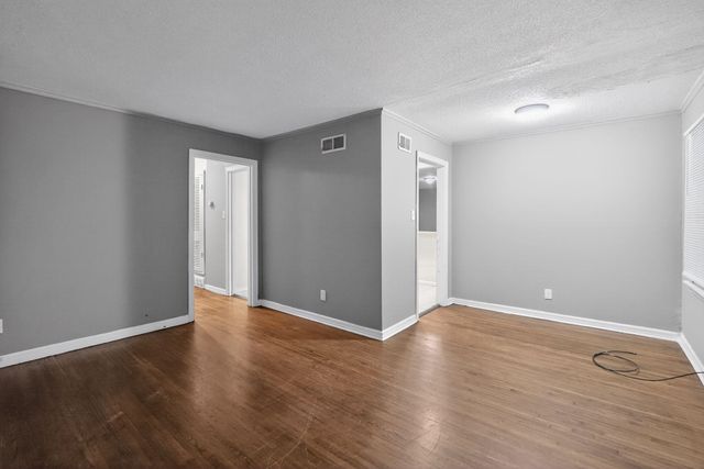 1886 CORNING AVE, Memphis, TN 38127