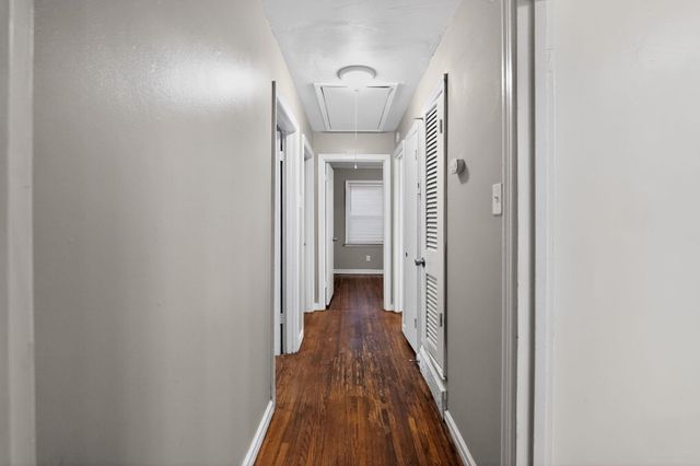 1886 CORNING AVE, Memphis, TN 38127