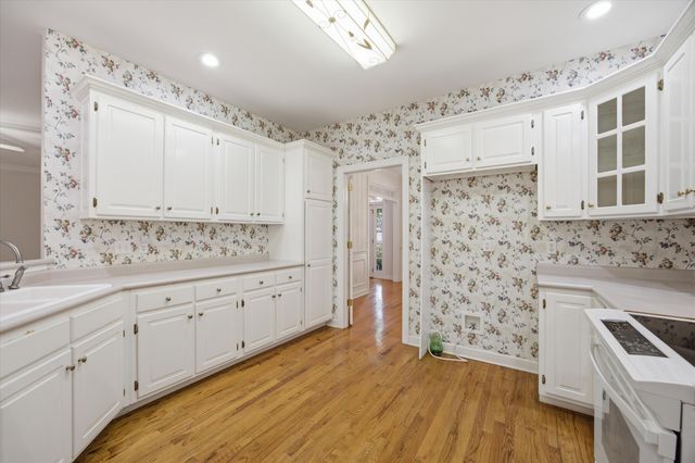6824 Autumn Lake Trail, Hixson, TN 37343