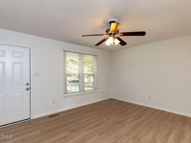 2612 Brad Court, Apex, NC 27539