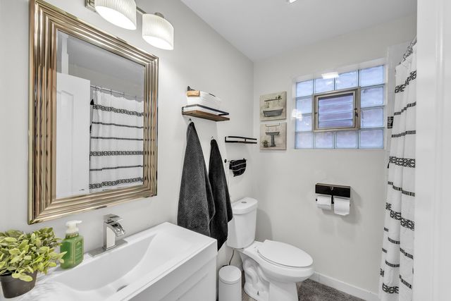 3528 S 52nd Court, Cicero, IL 60804