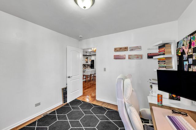 3528 S 52nd Court, Cicero, IL 60804