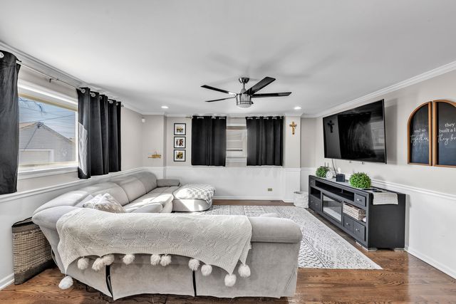 3528 S 52nd Court, Cicero, IL 60804