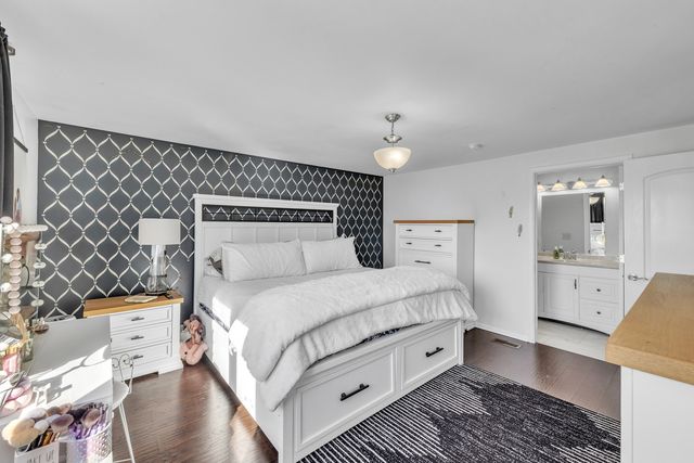 3528 S 52nd Court, Cicero, IL 60804