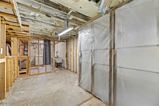 2211 Goodyear Boulevard, Akron, OH 44305