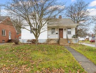 2211 Goodyear Boulevard, Akron, OH 44305