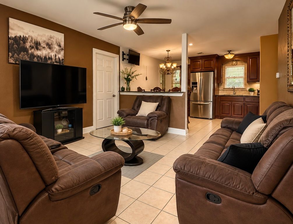 819 N Cooper Street, Arlington, TX 76011 — photo 2