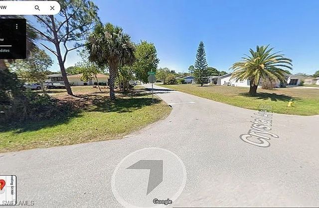 373 Skylark LN NW, Port Charlotte, FL 33952