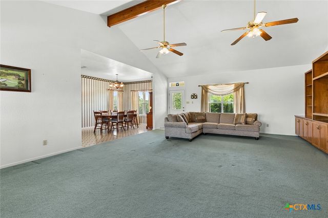 10514 Hunt Hill Road, Rogers, TX 76569