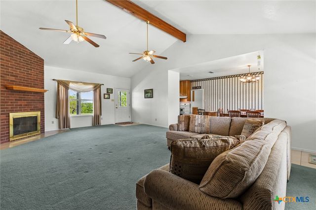 10514 Hunt Hill Road, Rogers, TX 76569