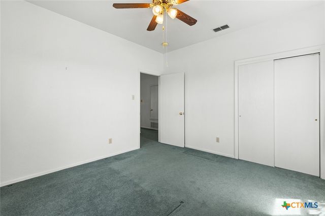 10514 Hunt Hill Road, Rogers, TX 76569