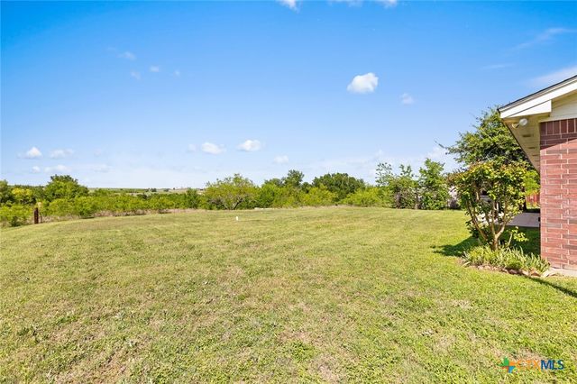 10514 Hunt Hill Road, Rogers, TX 76569