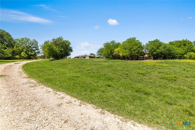 10514 Hunt Hill Road, Rogers, TX 76569