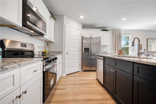 1063 Realm Road E, Mobile, AL 36608