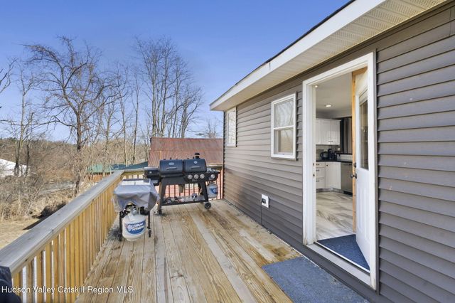 437 Sharptown Road, Stuyvesant, NY 12173