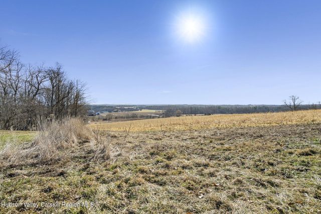 437 Sharptown Road, Stuyvesant, NY 12173