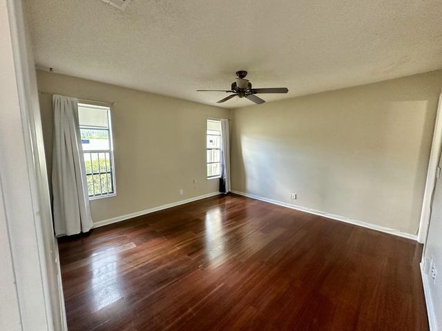 535 BANKS Road 2-521, Margate, FL 33063