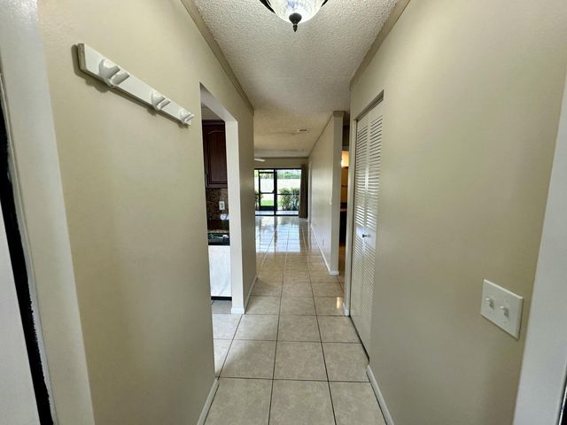 535 BANKS Road 2-521, Margate, FL 33063