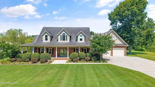 102 Bradford Village Way, Kingston, TN 37763