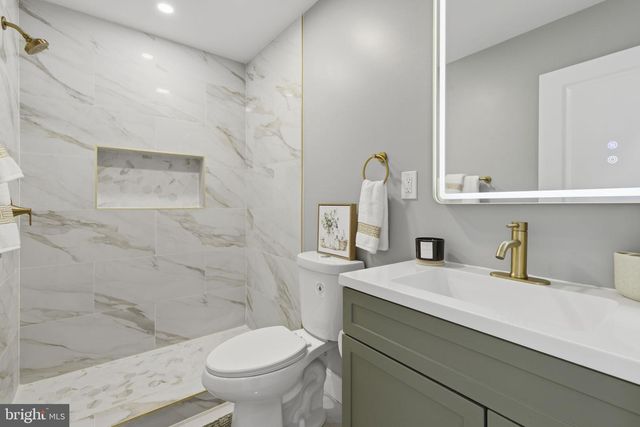 1600 E FEDERAL ST, Baltimore, MD 21213