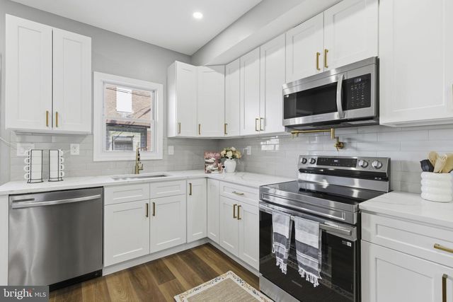 1600 E FEDERAL ST, Baltimore, MD 21213