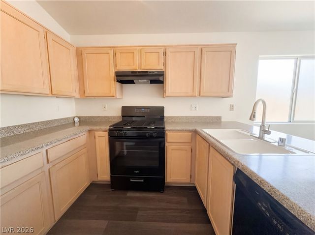 1920 Garnet Gable Avenue, Las Vegas, NV 89106