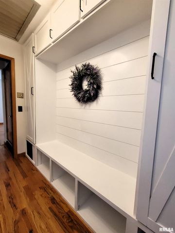 1102 COOLIDGE Avenue, Pekin, IL 61554