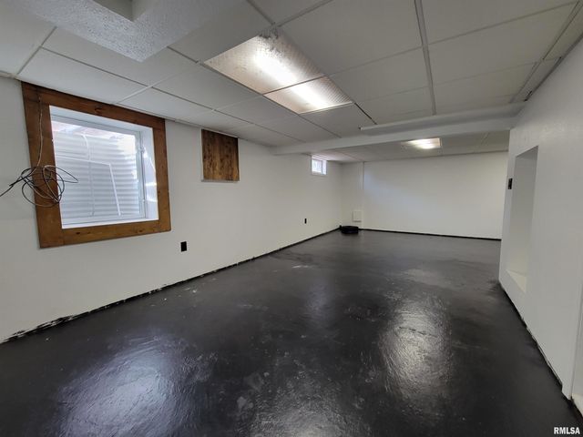 1102 COOLIDGE Avenue, Pekin, IL 61554