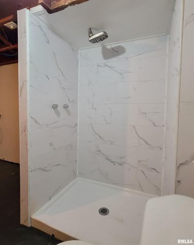 1102 COOLIDGE Avenue, Pekin, IL 61554