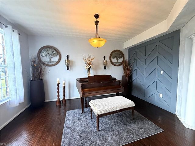 3240 Joplin LN, Chesapeake, VA 23323