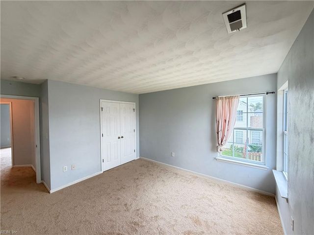 3240 Joplin LN, Chesapeake, VA 23323