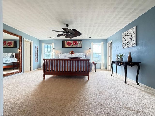 3240 Joplin LN, Chesapeake, VA 23323