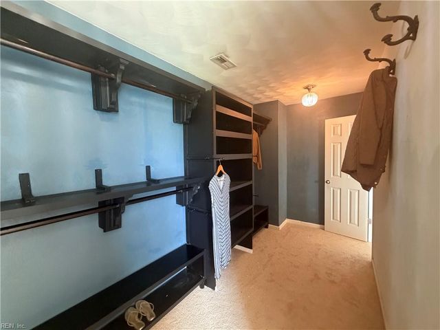 3240 Joplin LN, Chesapeake, VA 23323
