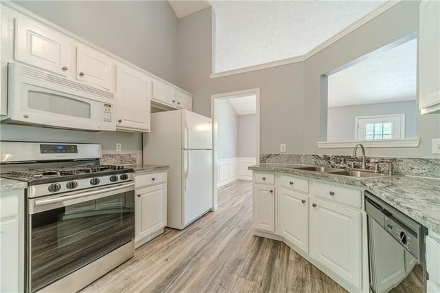 1617 Amhearst Walk Road, Lawrenceville, GA 30043